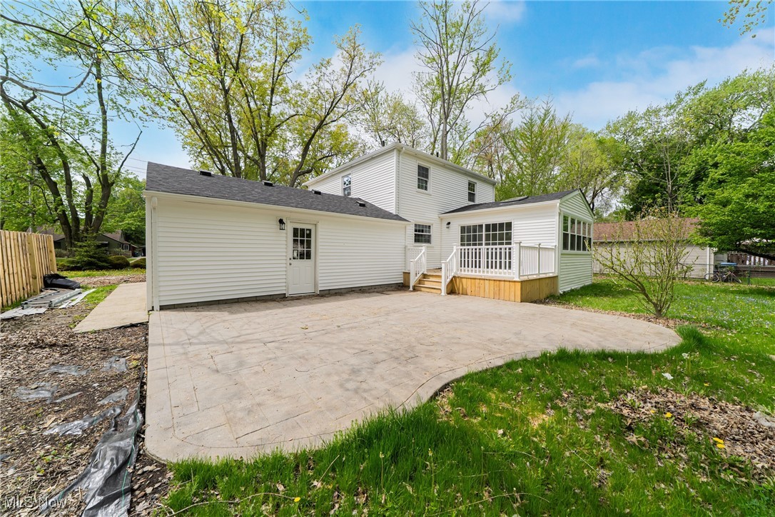 24868 Gessner Road, North Olmsted, Ohio image 39