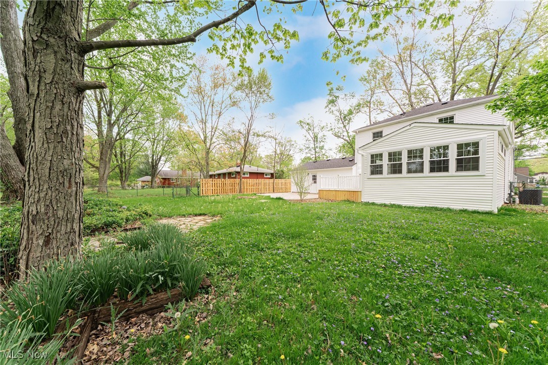 24868 Gessner Road, North Olmsted, Ohio image 44