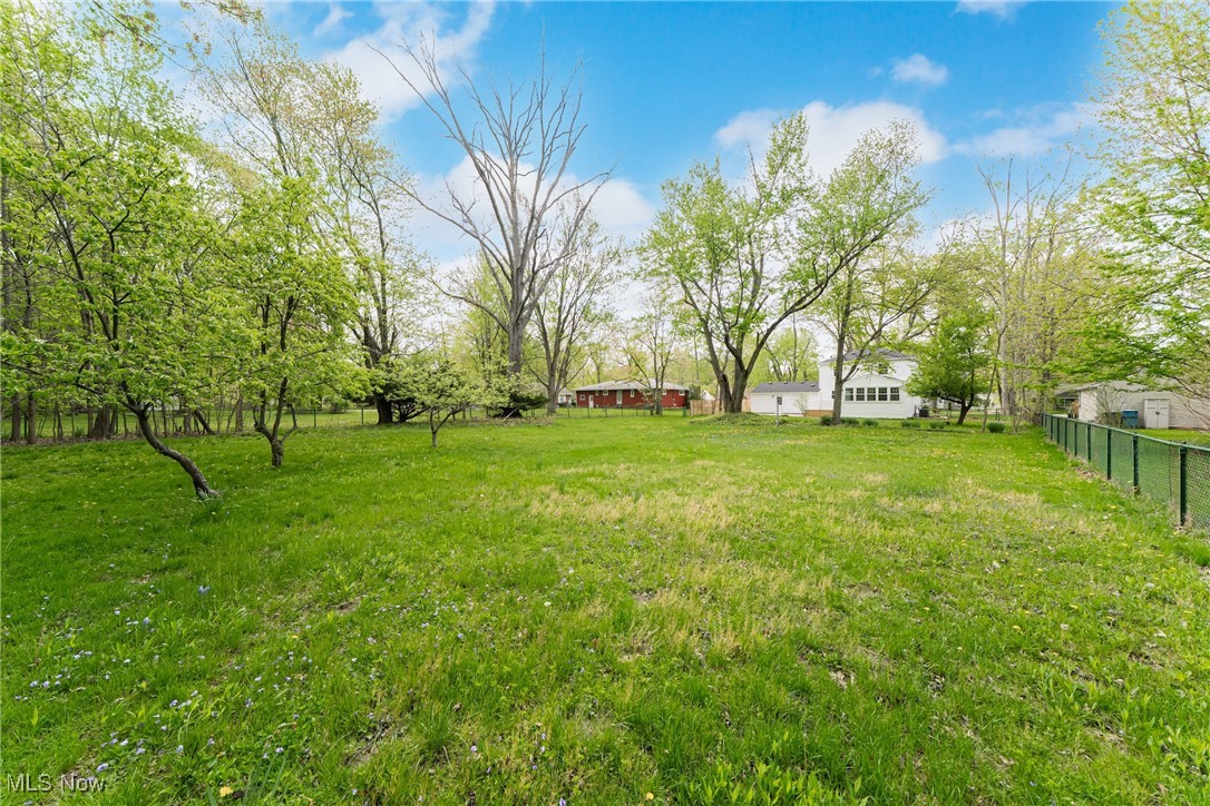 24868 Gessner Road, North Olmsted, Ohio image 41