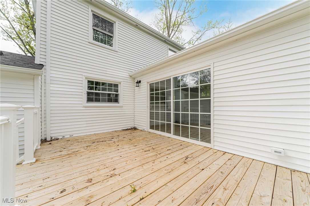 24868 Gessner Road, North Olmsted, Ohio image 36