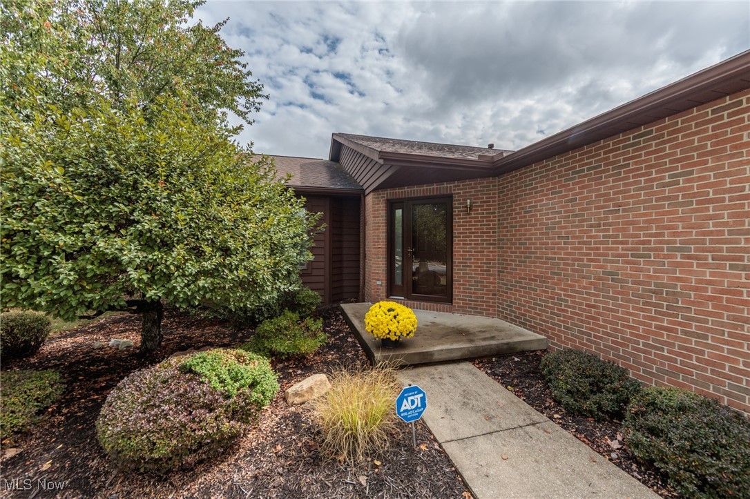 Fairwys At Prestwick Condos - Residential