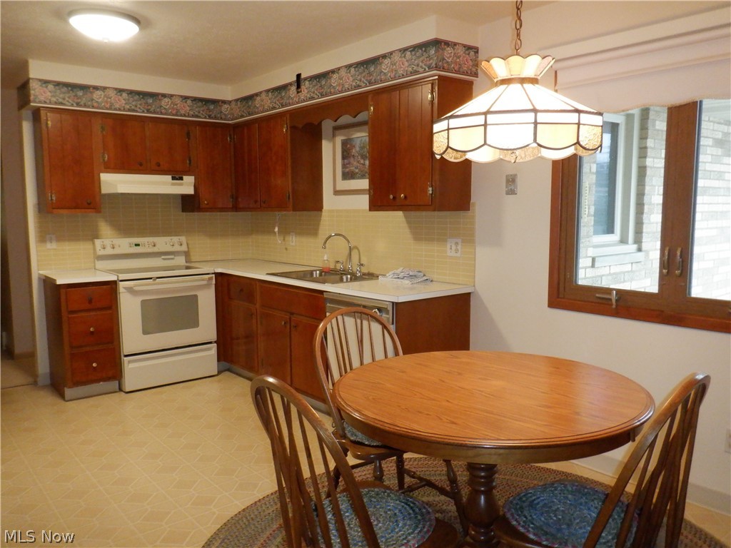 Charles 02 - Residential