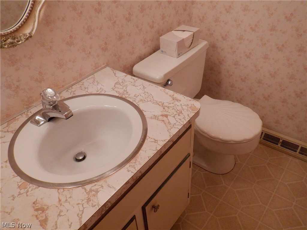 Charles 02 - Residential