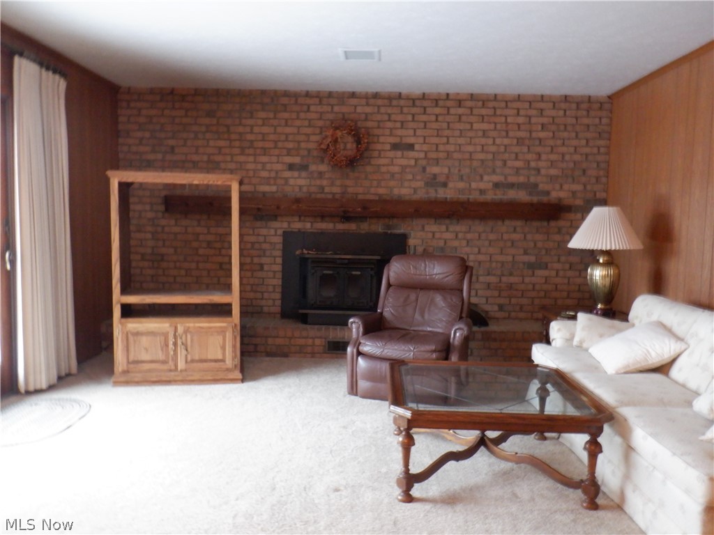 Charles 02 - Residential