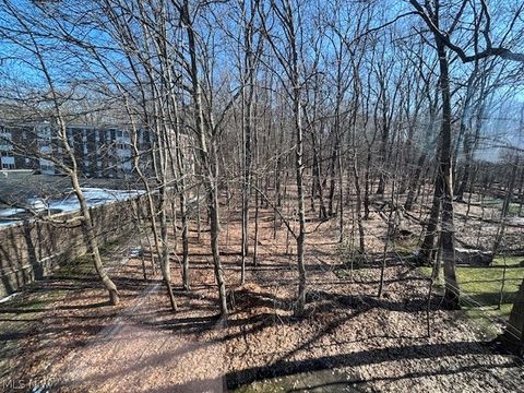 Tiny photo for 3068 Kent Road, Stow, OH 44224 (MLS # 5189974)