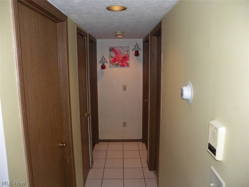 Bittersweet Estates Ph 04 Condos - Residential