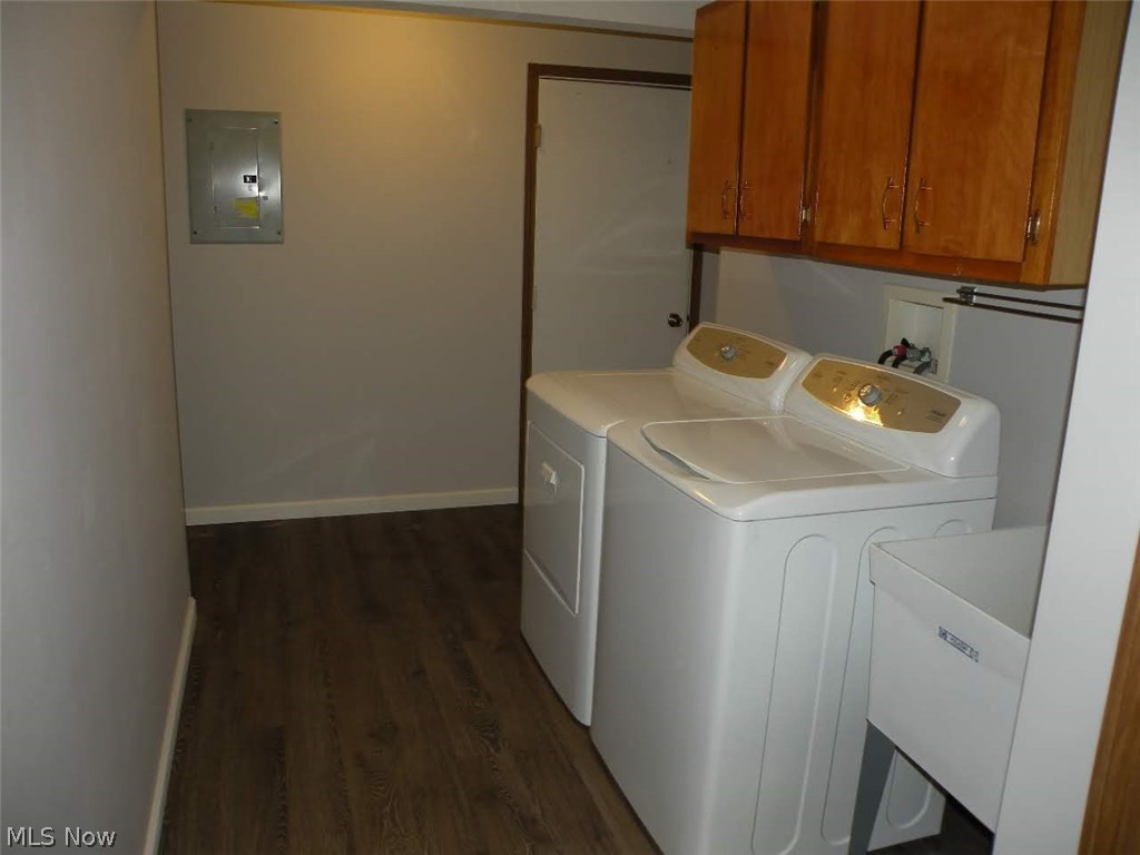 Bittersweet Estates Ph 04 Condos - Residential