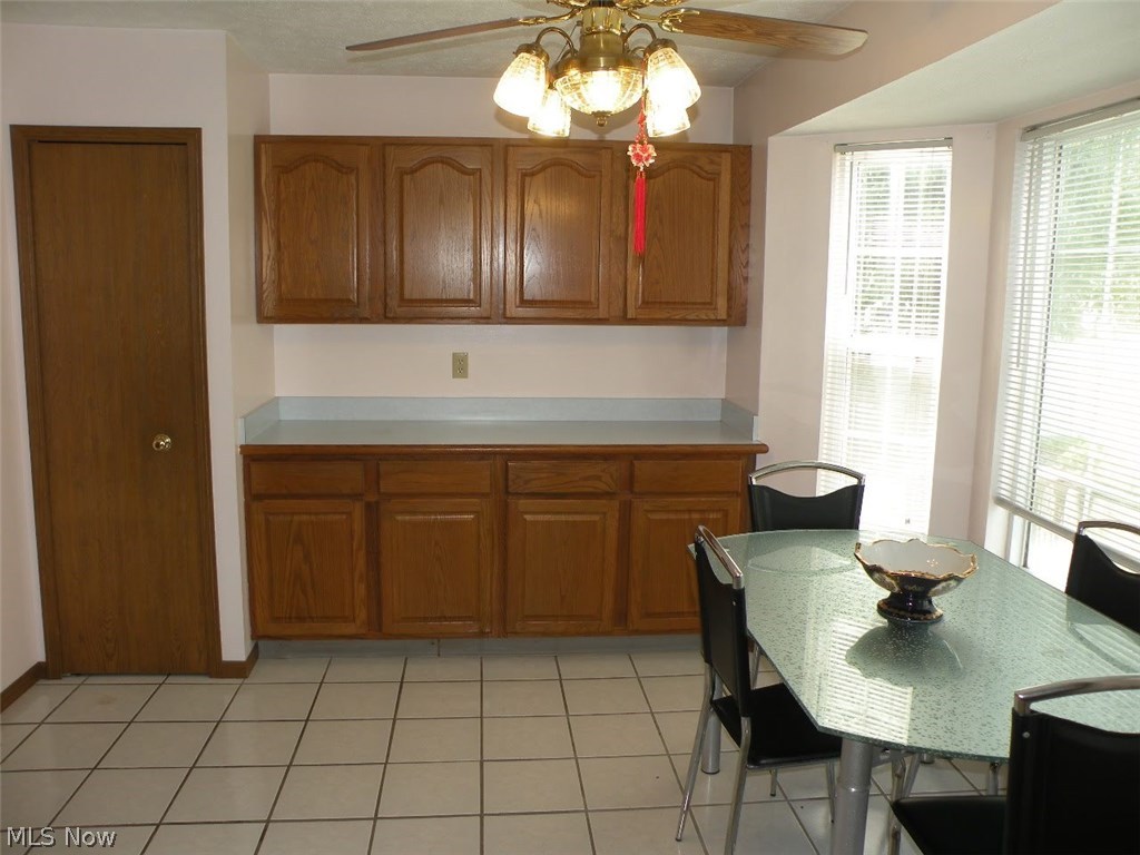 Bittersweet Estates Ph 04 Condos - Residential