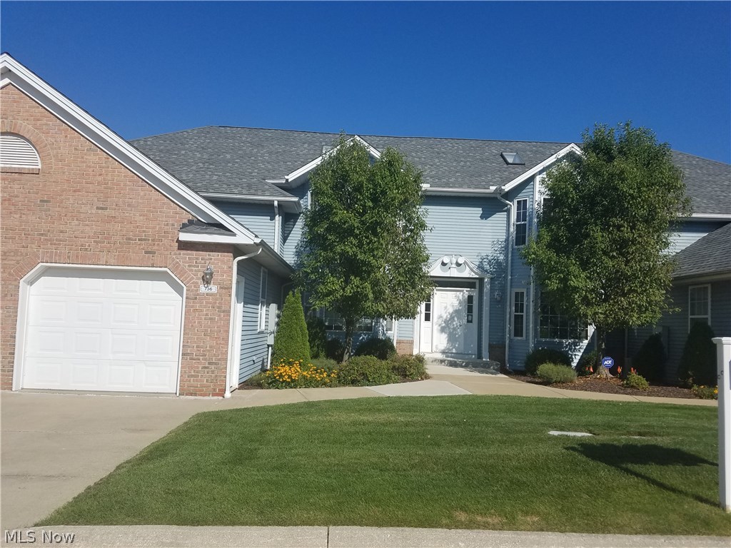 Bittersweet Estates Ph 04 Condos - Residential