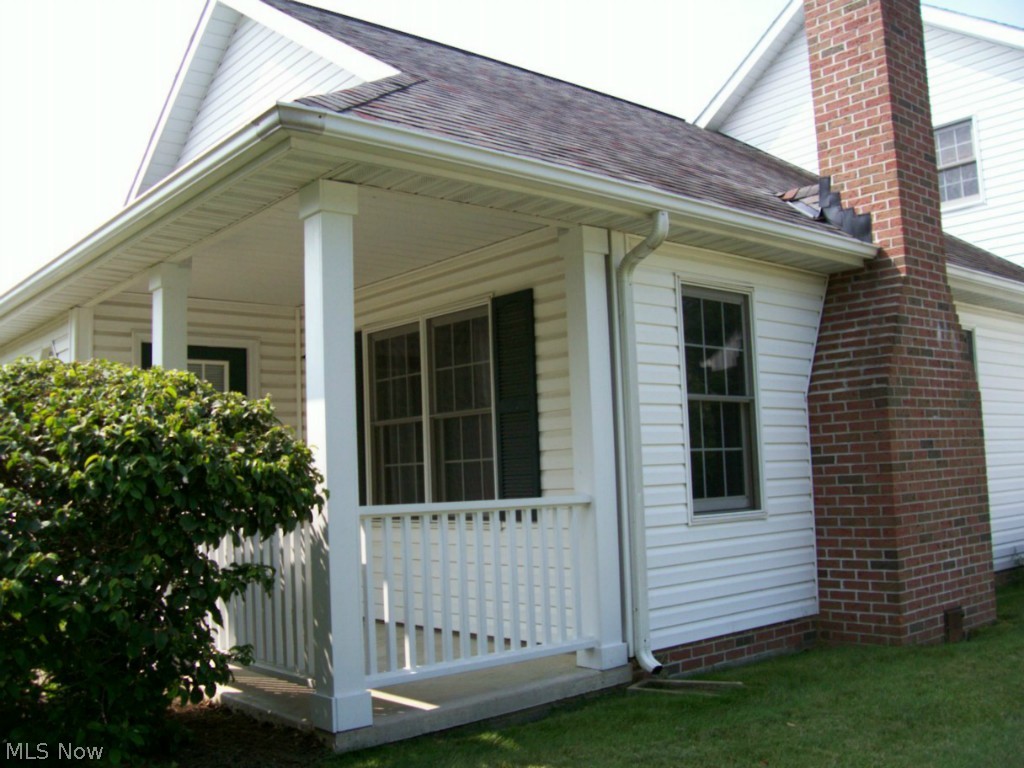 Macintosh Farms Condo 03 - Residential