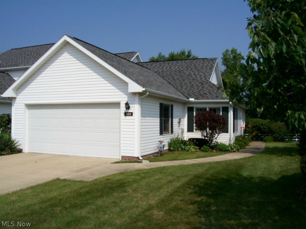 Macintosh Farms Condo 03 - Residential