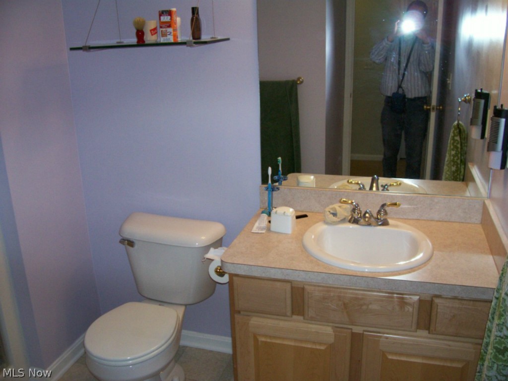 Macintosh Farms Condo 03 - Residential