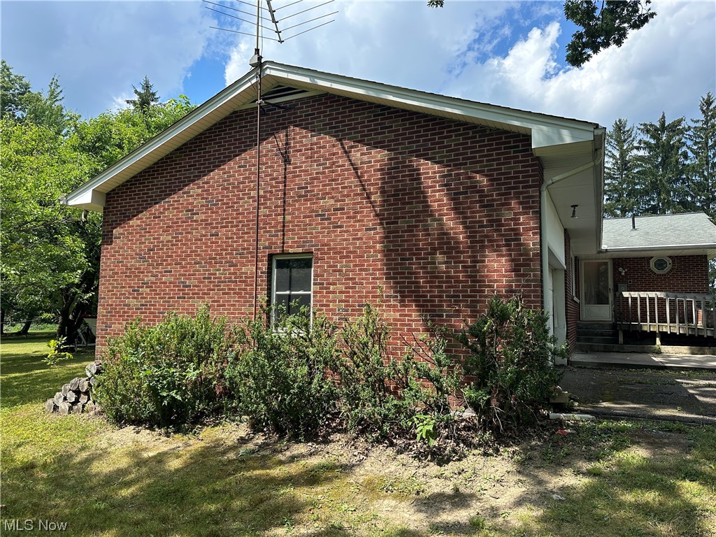 Harry May 08 02 - Residential