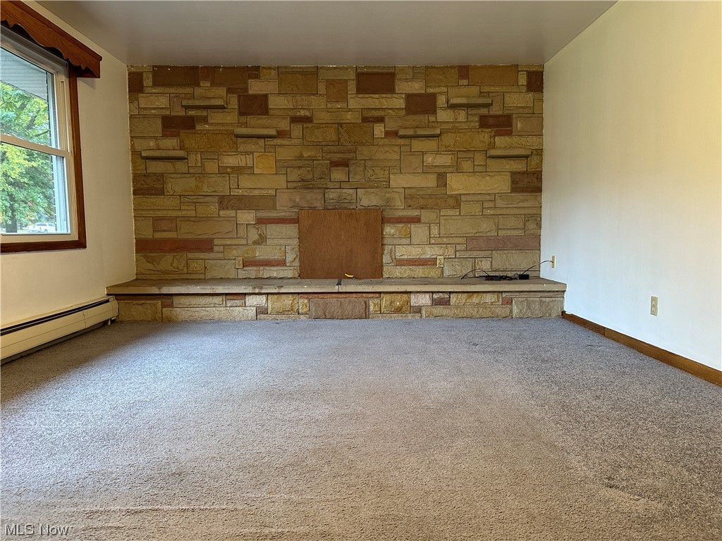 Harry May 08 02 - Residential