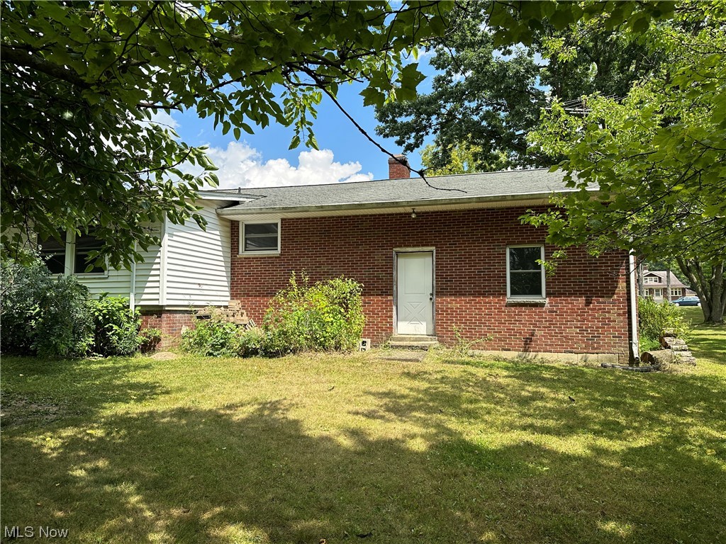 Harry May 08 02 - Residential