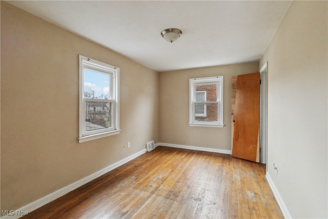16918 Glendale Avenue, Cleveland, Ohio image 9