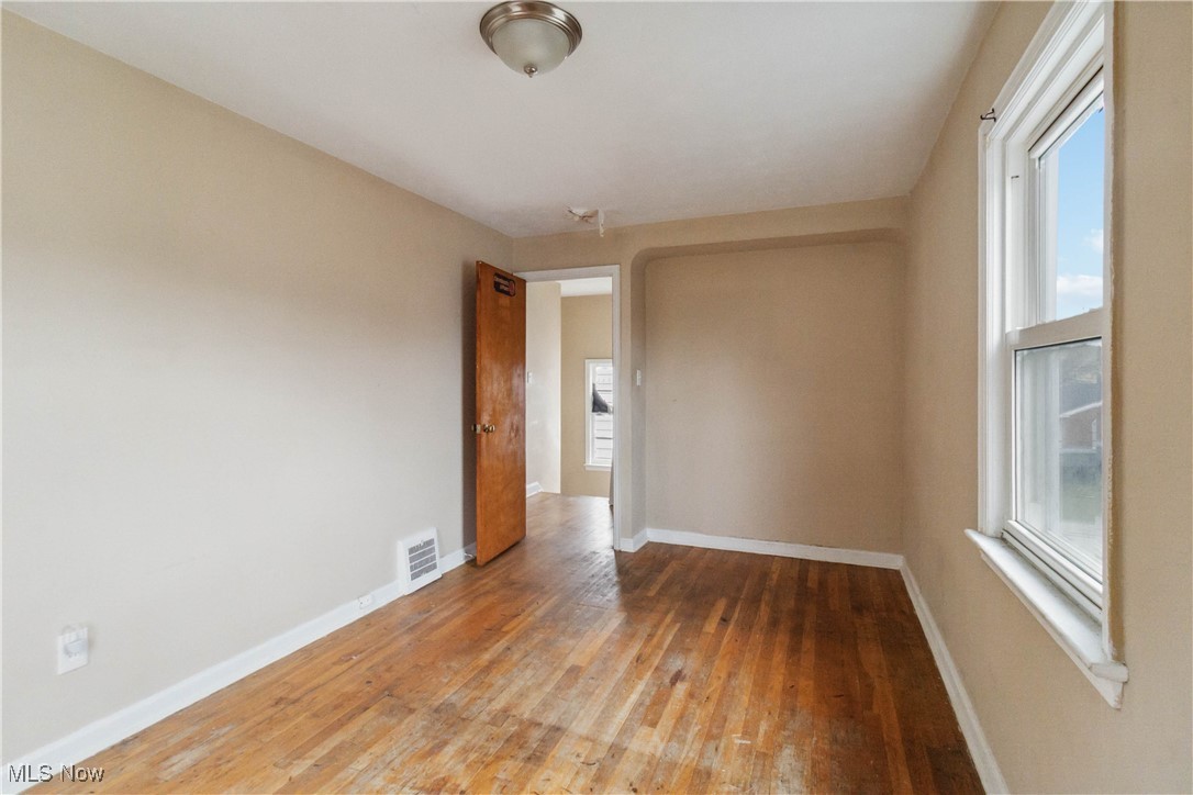 16918 Glendale Avenue, Cleveland, Ohio image 10