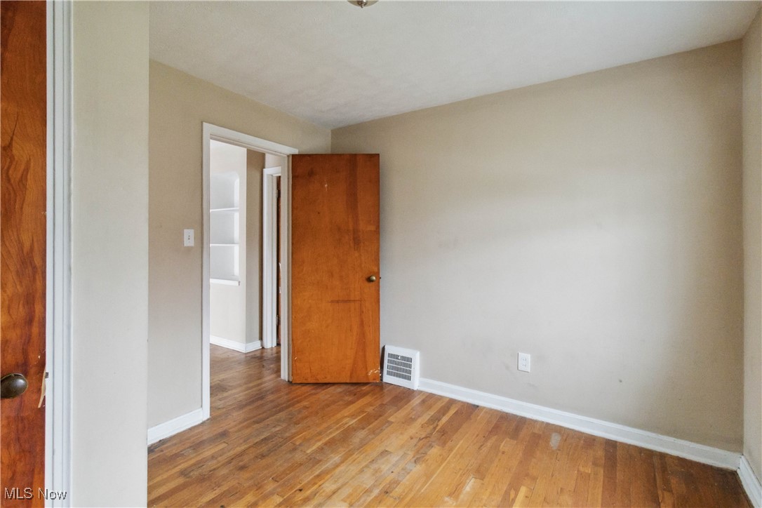 16918 Glendale Avenue, Cleveland, Ohio image 13