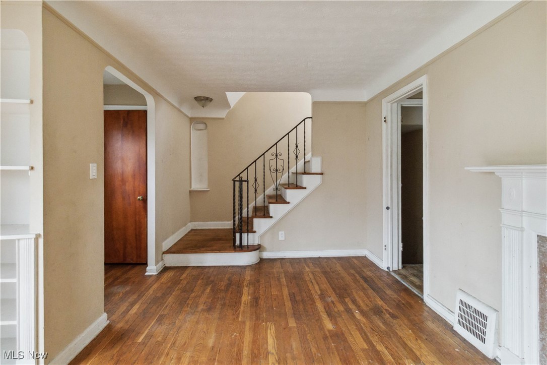 16918 Glendale Avenue, Cleveland, Ohio image 5
