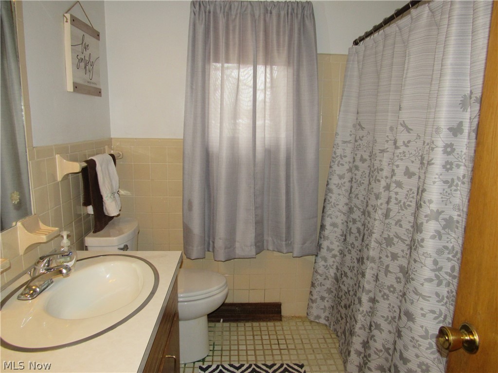 Applewood Acres - Residential