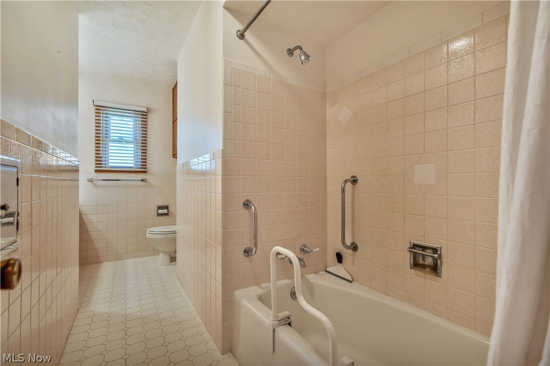 Wampetek Village - Residential