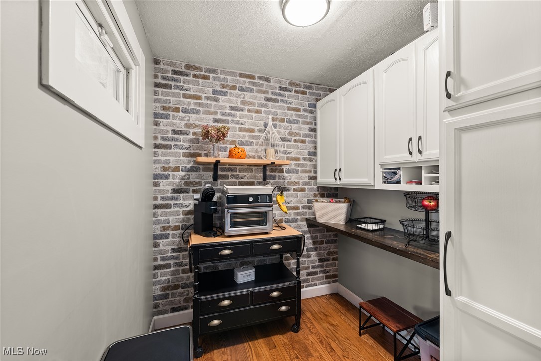 Lorain, Ohio 44055, United States, 5 Bedrooms Bedrooms, ,3 BathroomsBathrooms,Residential,Active,240617