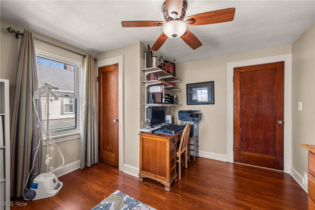 Lorain, Ohio 44055, United States, 5 Bedrooms Bedrooms, ,3 BathroomsBathrooms,Residential,Active,240617