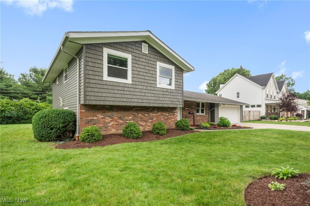 180 Ashwood Drive