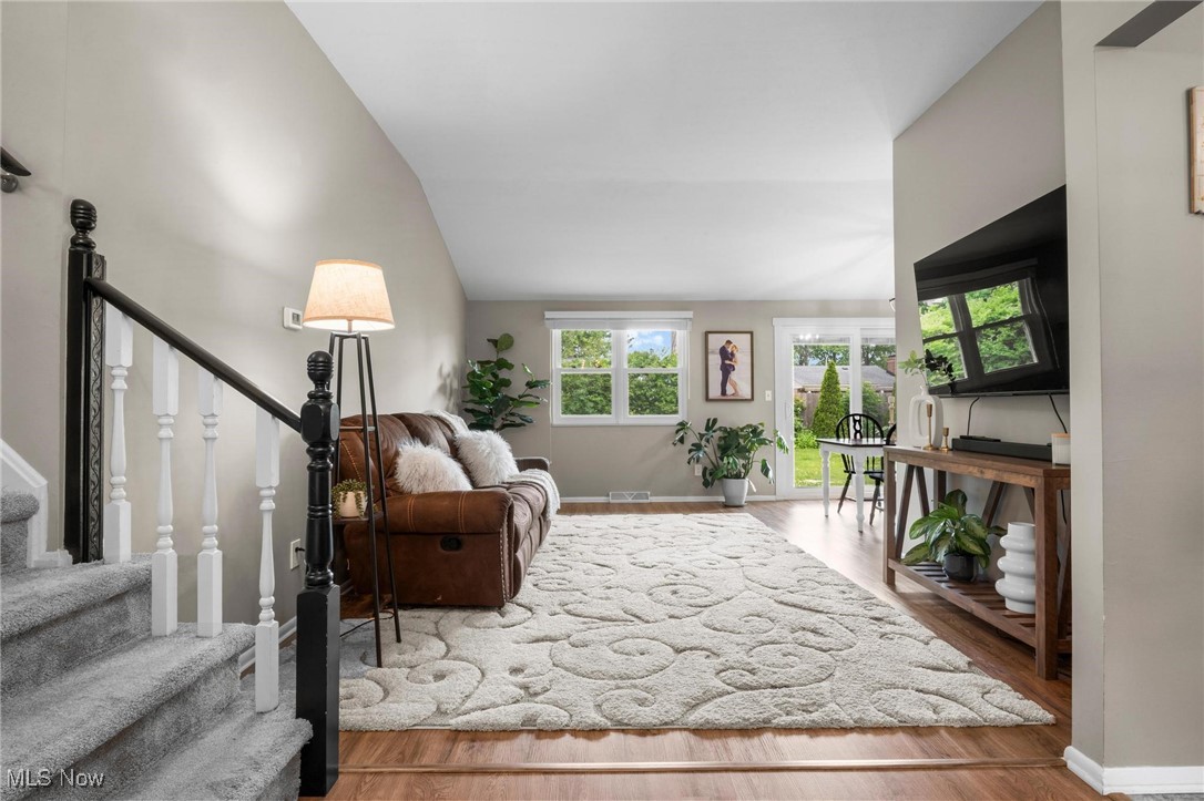 180 Ashwood Drive