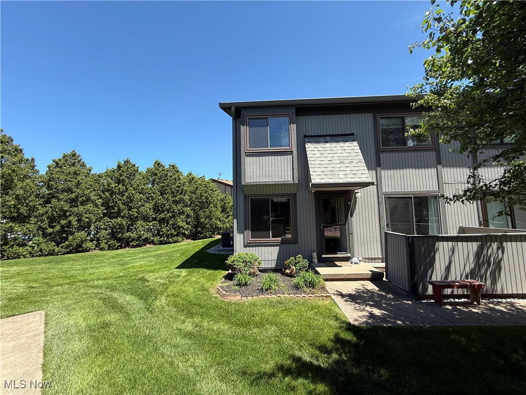 35263 S Turtle Trail #D, Willoughby, Ohio image 19
