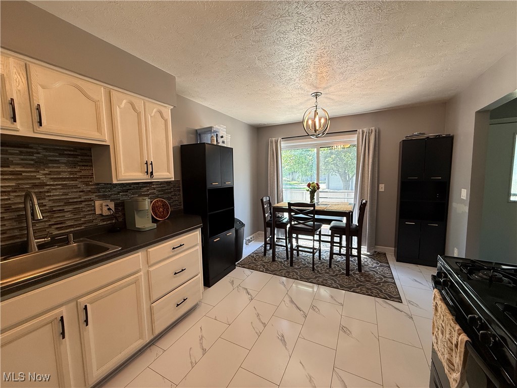 35263 S Turtle Trail #D, Willoughby, Ohio image 6