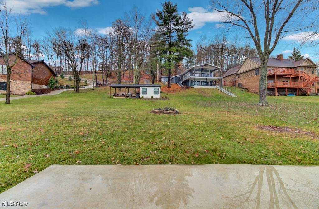 450 W Mohawk Drive, Malvern, Ohio image 4