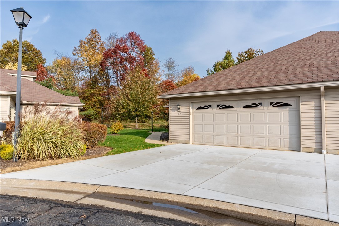 3131 Mahogany Run Circle, North Canton, Ohio image 3