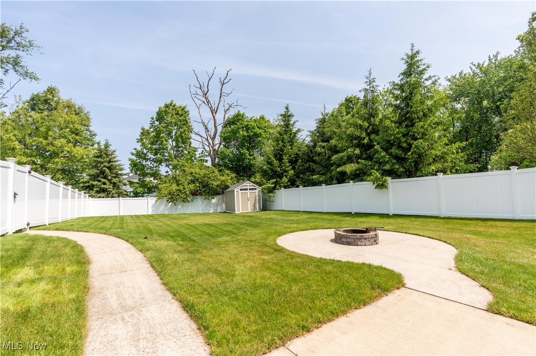 10686 Cleveland Avenue, Uniontown, Ohio image 41