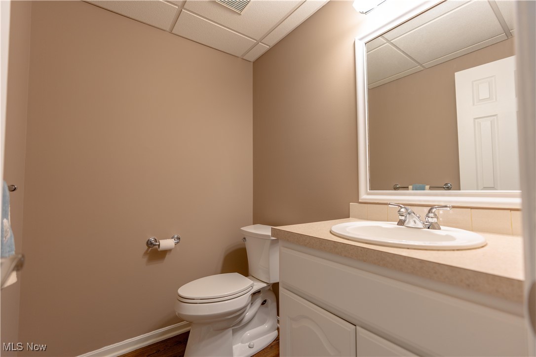 10686 Cleveland Avenue, Uniontown, Ohio image 37
