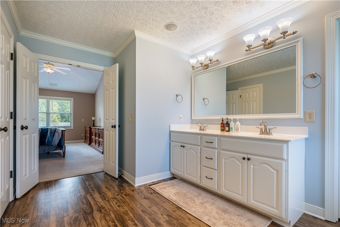 10686 Cleveland Avenue, Uniontown, Ohio image 22