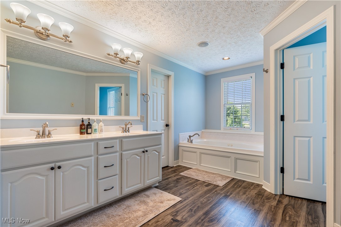 10686 Cleveland Avenue, Uniontown, Ohio image 20