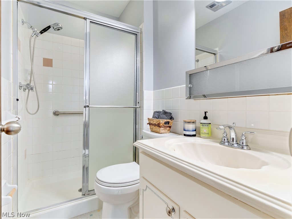 Silver Lake Towers Condo - Residential