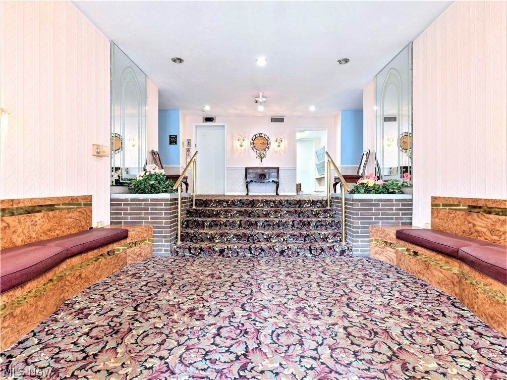 Silver Lake Towers Condo - Residential
