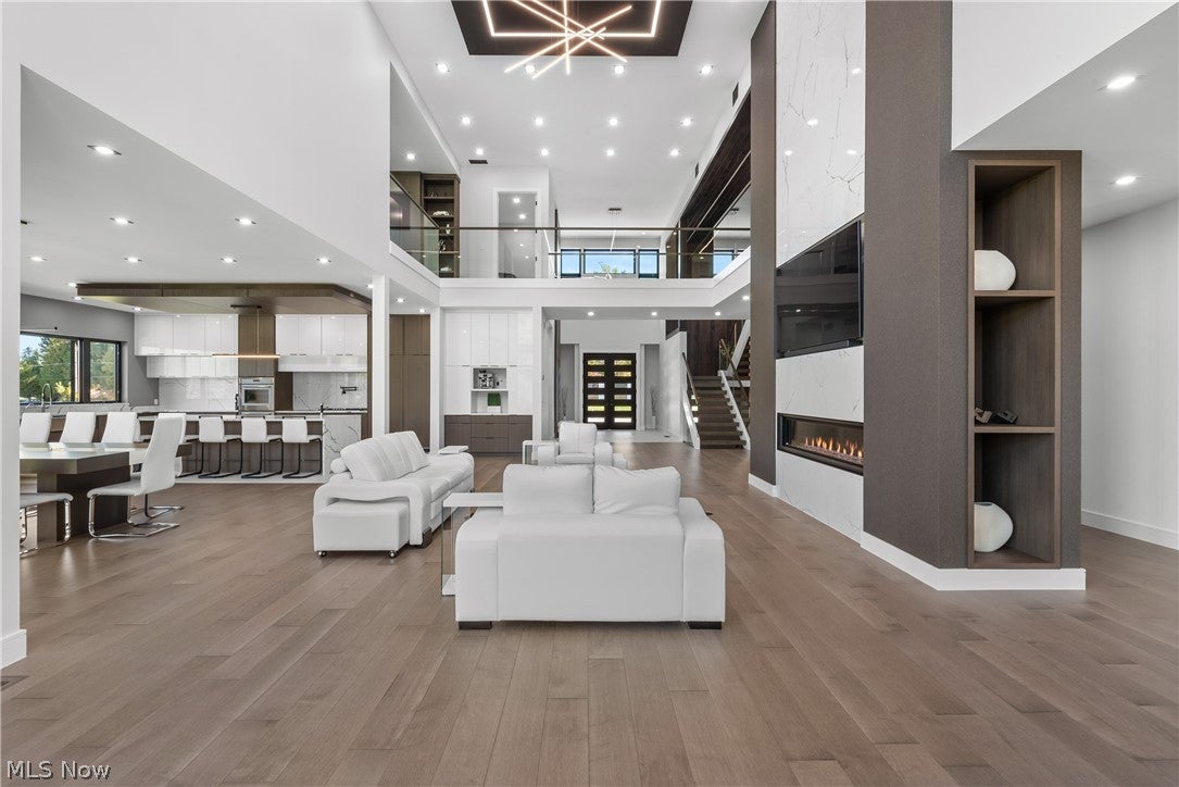 2200 W 130 Street