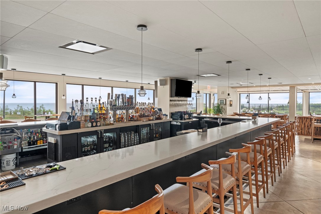 Carlyle Condos - Residential