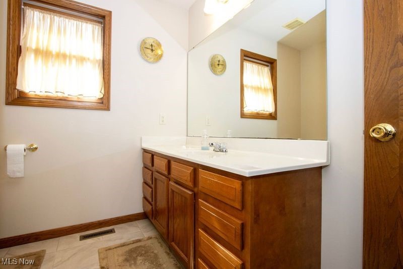 898 Sand Stone Drive, Wooster, Ohio image 16