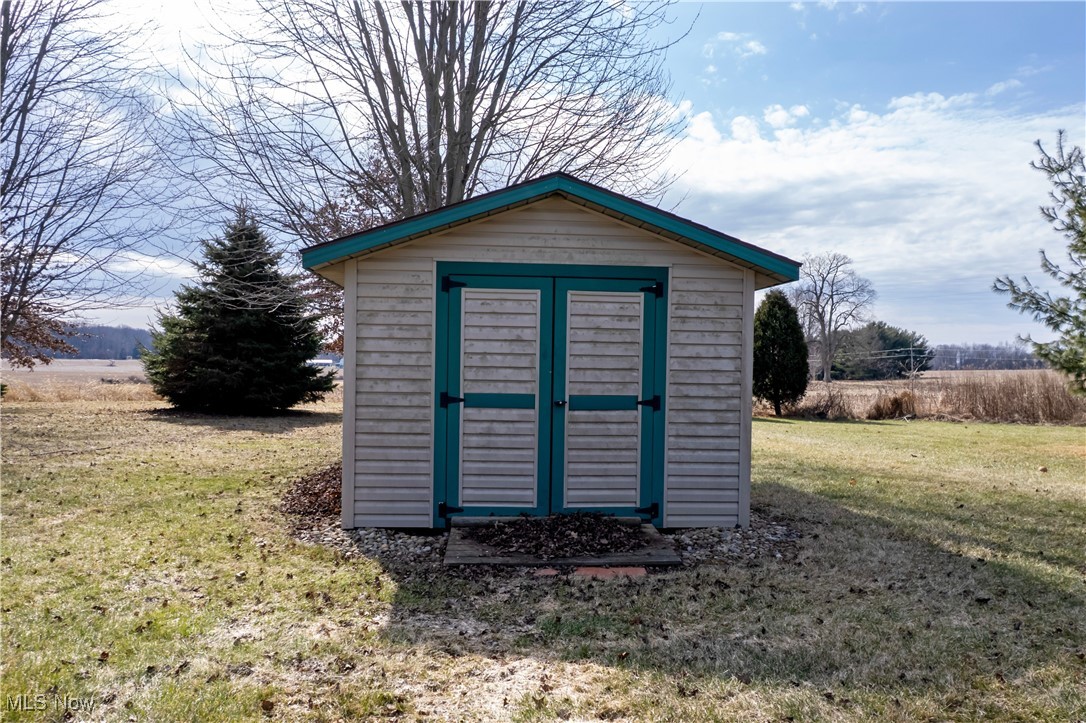898 Sand Stone Drive, Wooster, Ohio image 30