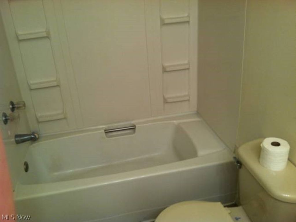 Photo of 1302 Walnut Street, Kent, OH 44240 (MLS # 5191639)