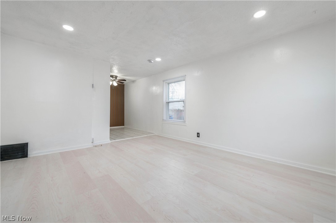 14121 Tuckahoe Avenue