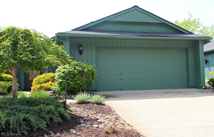 Beautiful 3-bedroom 2 bath sprawling ranch sitting pretty on a lovely setting in the Ledgewood. Sun-filled living room with picturesque windows, comfortable family room accented with attractive fireplace, Kitchen with over-sized breakfast bar area with ample cupboards throughout the kitchen, private master suite with its own full bath and over-sized walk in closet, 2 car garage with additional storage. 1 Year home warranty! Freshly Painted April 2015! Immediate Occupancy!