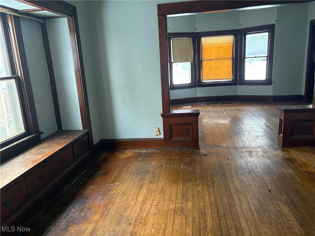 13302 Beachwood Avenue