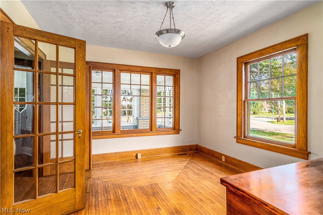 Village/Sebring - Residential