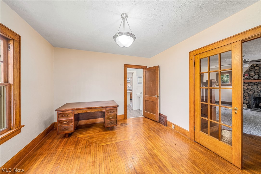 Village/Sebring - Residential