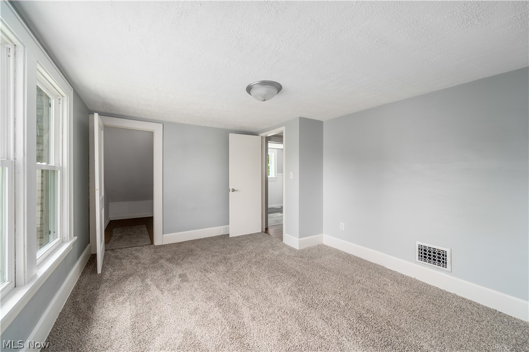 Village/Sebring - Residential